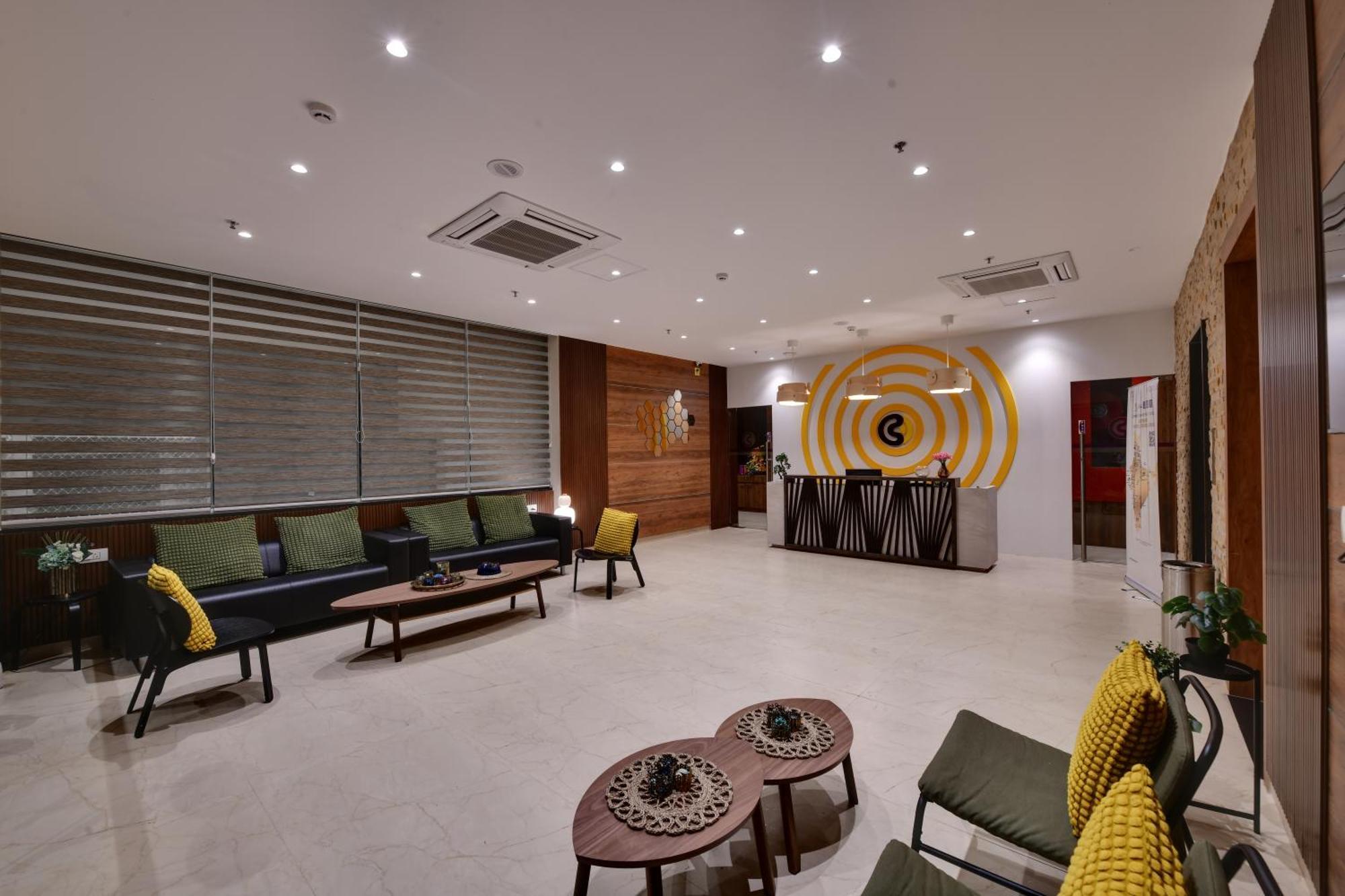 Click Hotel Vista-International Airport Dod Jala Exterior foto